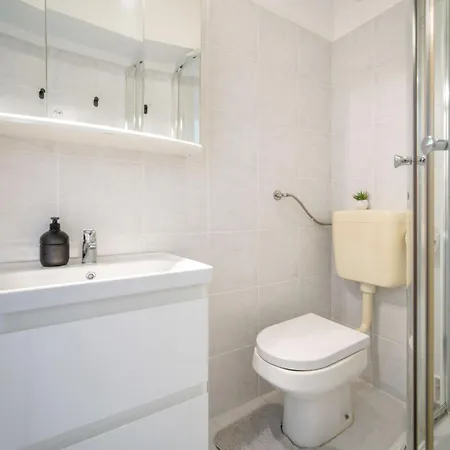 Bruno By Interhome * Selce