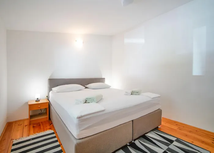 Bruno By Interhome *