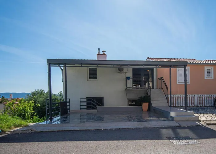 Bruno By Interhome Selce